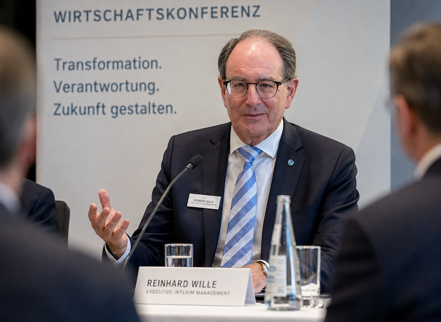 Reinhard Wille auf einer Wirtschaftskonferenz